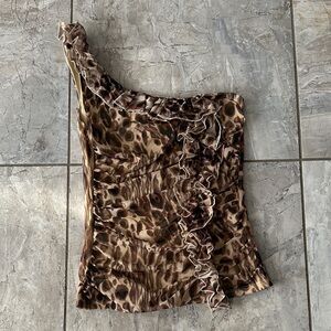 Grass Collection Leopard Print One-Shoulder Blouse